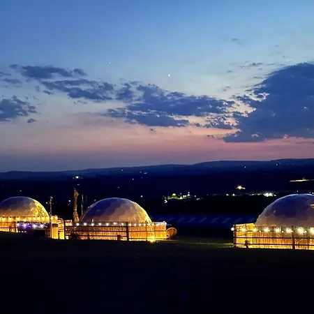 Luxury tent Deerstone Glamping-boulsworth Hill Dome Hot Tub Earby