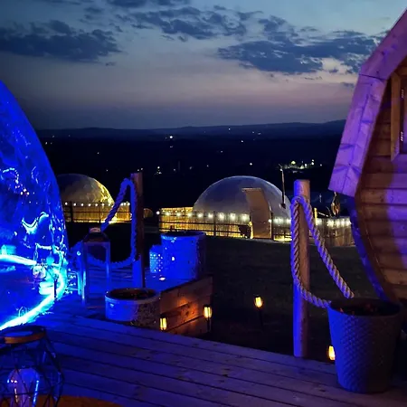 Luxury tent Deerstone Glamping-boulsworth Hill Dome Hot Tub