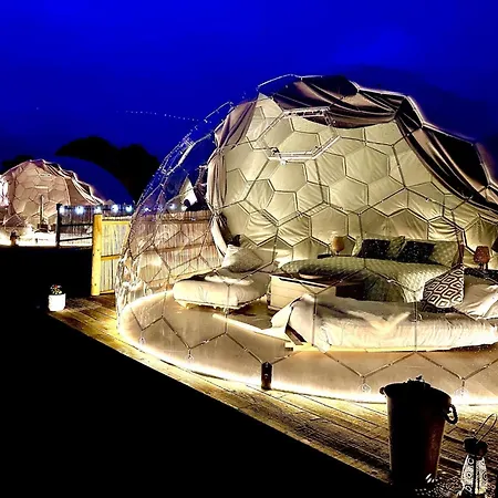 Deerstone Glamping-boulsworth Hill Dome Hot Tub Campismo de Luxo