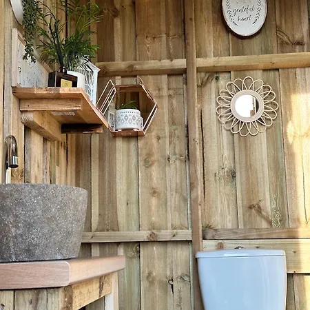 Deerstone Glamping-boulsworth Hill Dome Hot Tub